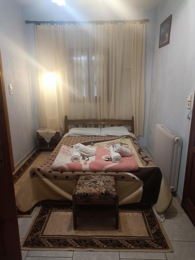 Karpouzis Guesthouse 비코스 외부 사진
